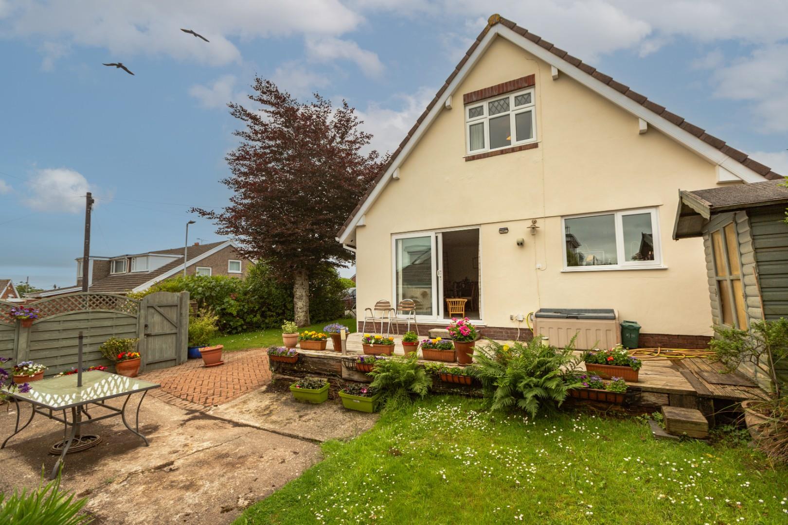 Fulmar Close, West Cross, Swansea, SA3 5RD